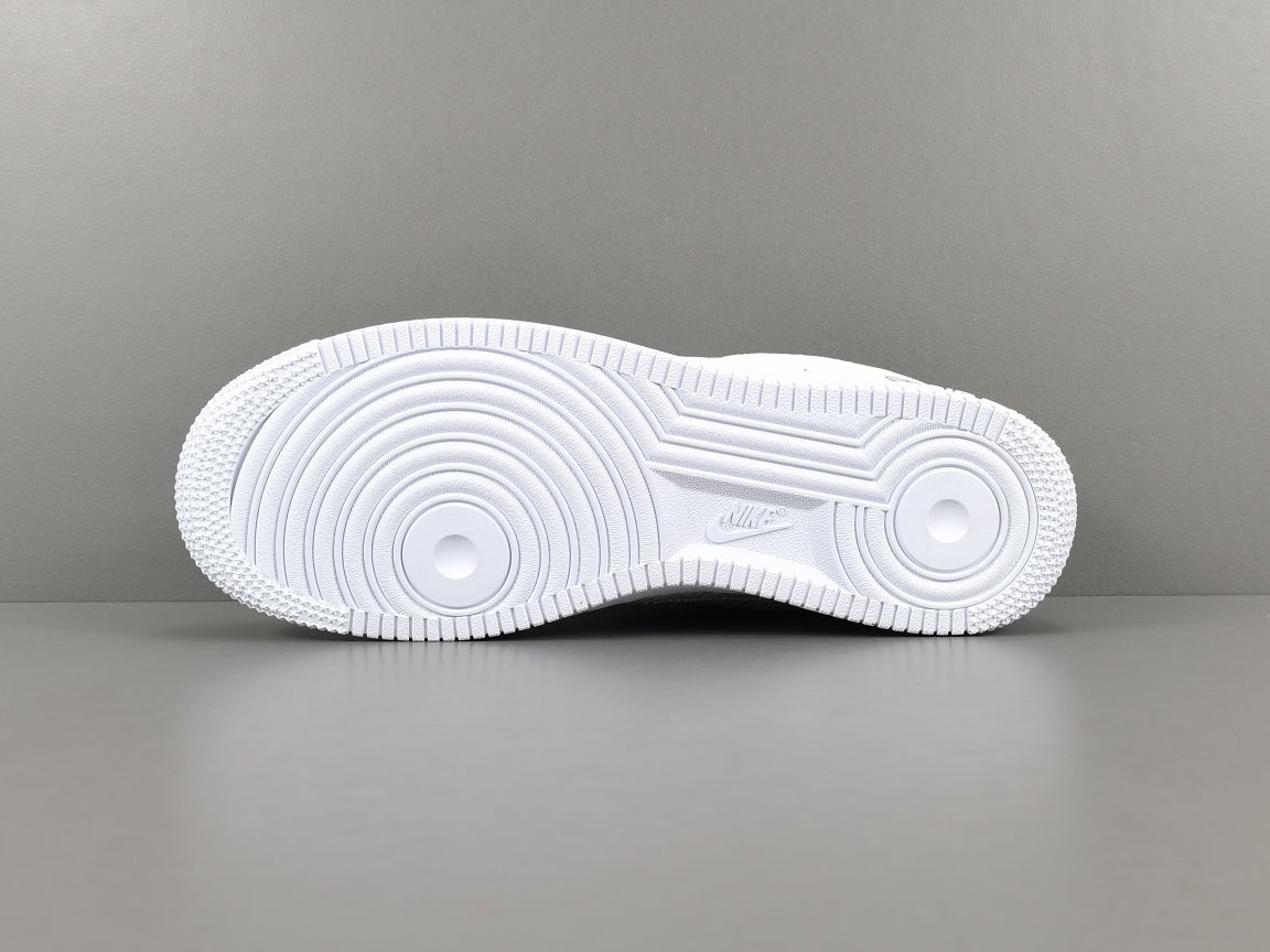 NIKE AIR FORCE 1 x LOUIS VUITTON BLANC