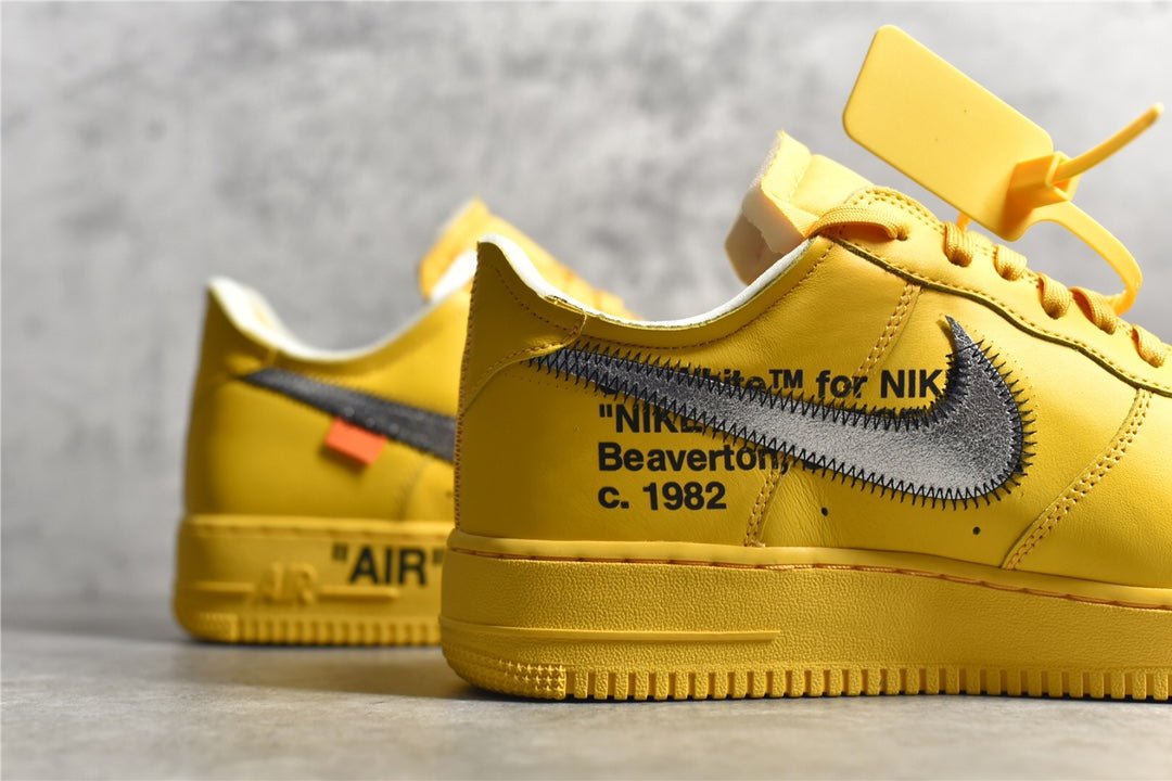 NIKE AIR FORCE 1 x OFF-WHITE ICA UNIVERSITY GOLD 
