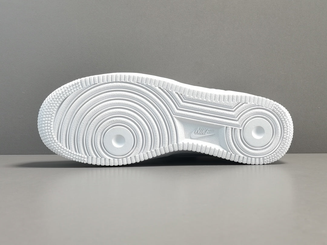 NIKE AIR FORCE 1 x BLANC 