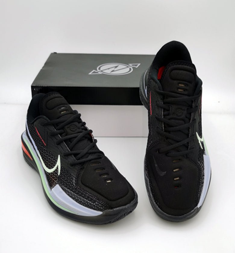 NIKE AIR ZOOM GT CUT x NOIR VERT CARMIN