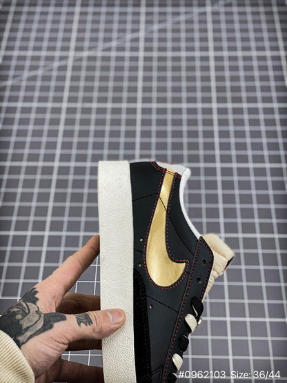 Nike Blazer Low '1977 PRM « 50e anniversaire du Swoosh »