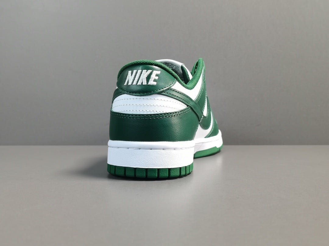 NIKE DUNK x MICHIGAN STATE