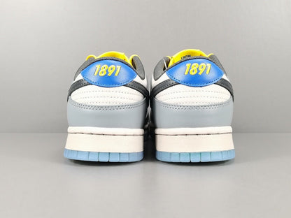 NIKE DUNK x CAROLINE DU NORD