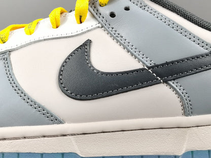 NIKE DUNK x CAROLINE DU NORD