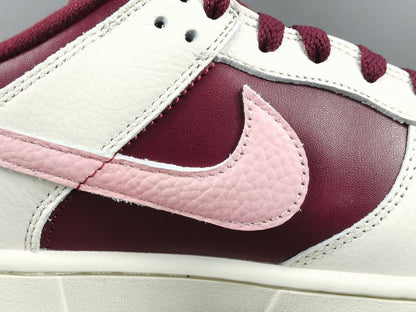 NIKE DUNK x SAINT-VALENTIN