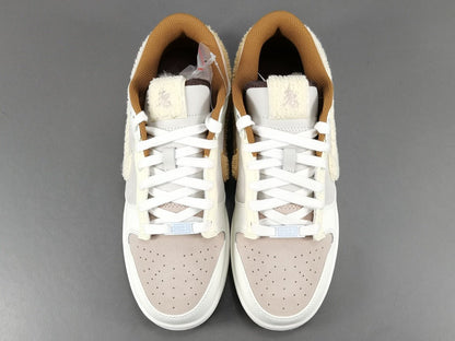 NIKE DUNK x ANNÉE DU LAPIN FOSSILE STONE