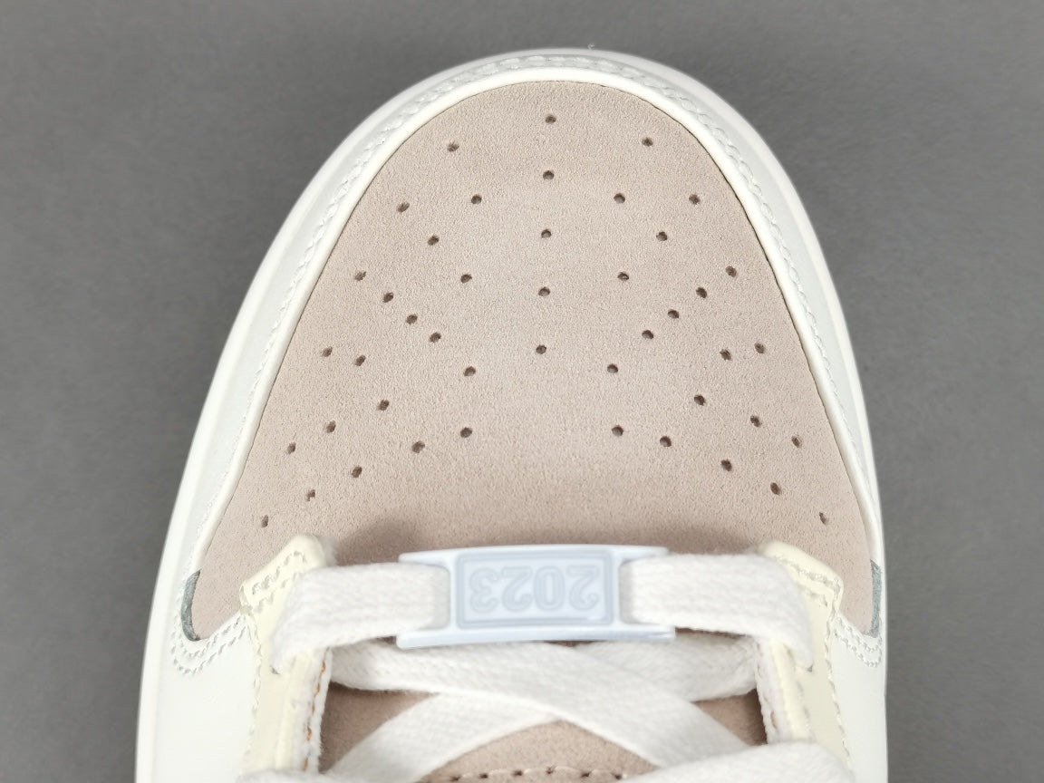 NIKE DUNK x ANNÉE DU LAPIN FOSSILE STONE