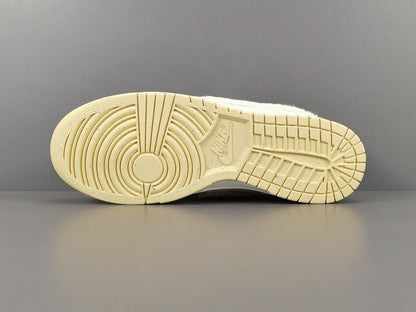 NIKE DUNK x ANNÉE DU LAPIN FOSSILE STONE