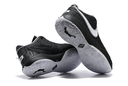 NIKE LEBRON 20 x NOIR BLANC