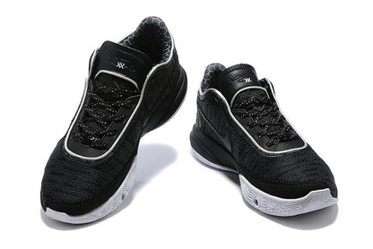 NIKE LEBRON 20 x NOIR BLANC