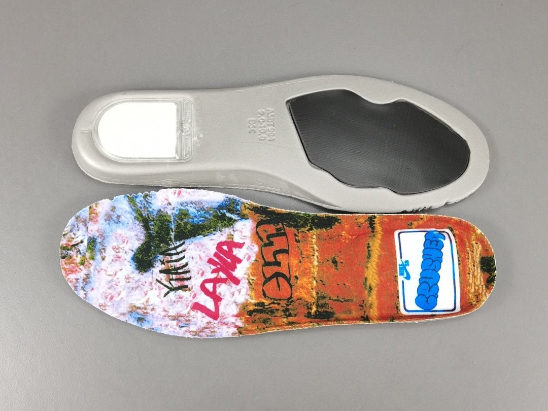 NIKE SB DUNK x CRUSHED DC