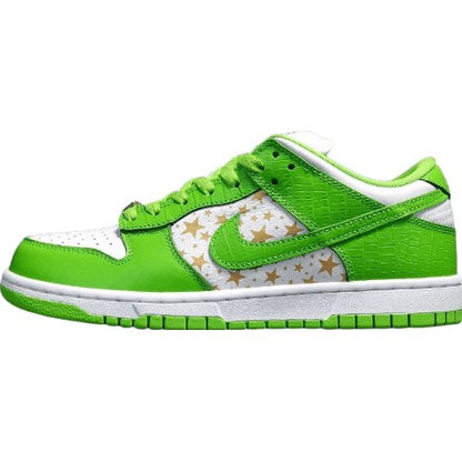NIKE SB DUNK x SUPREME STARS VERT MOYEN