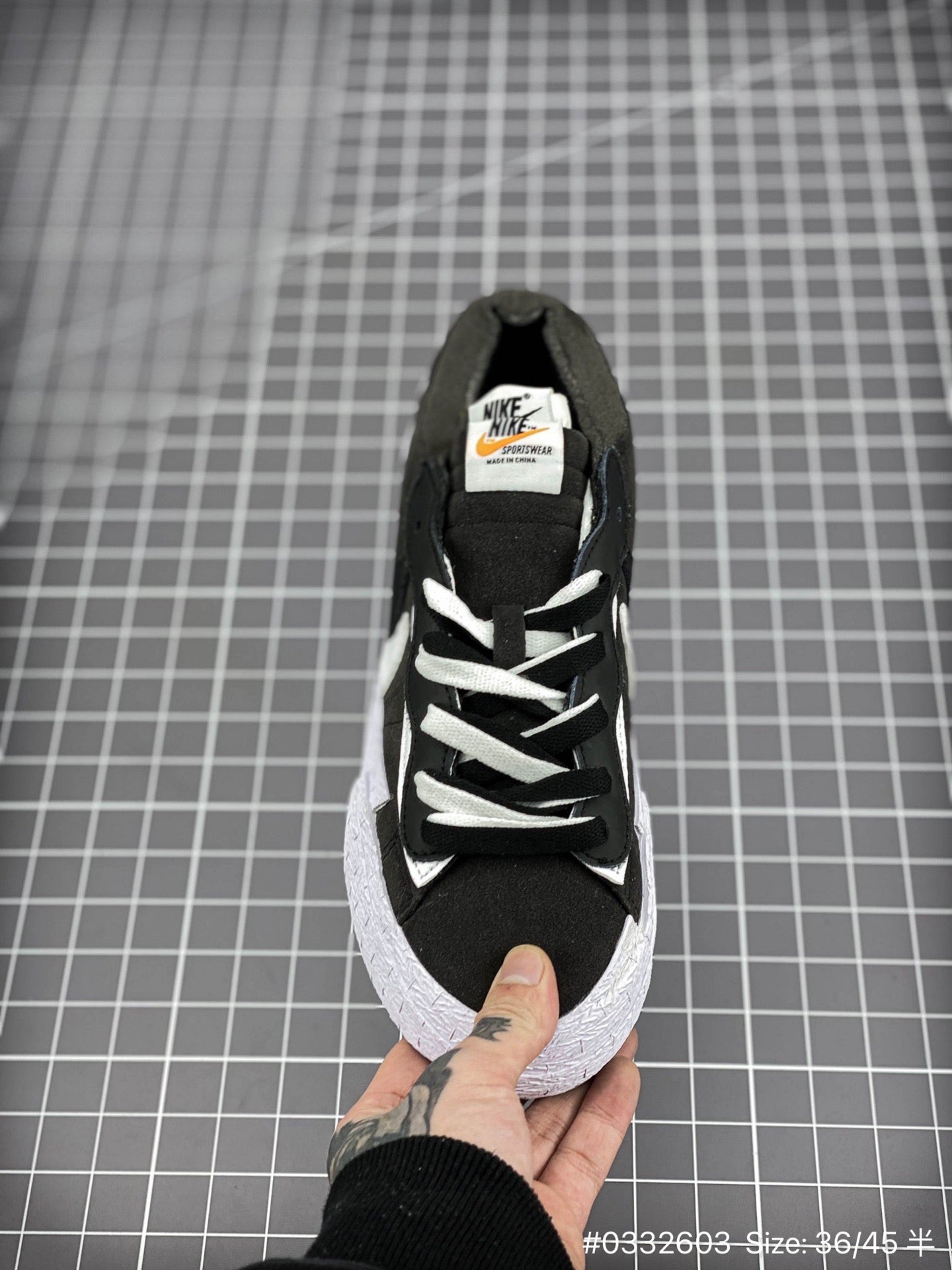 Sacai x Nike Blazer « Gris fer »