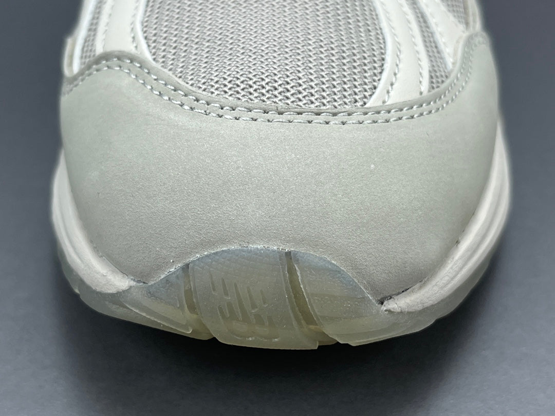 STONE ISLAND x 991v2 FABRIQUÉ EN ANGLETERRE GHOST PACK BEIGE