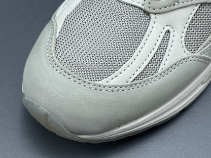 STONE ISLAND x 991v2 FABRIQUÉ EN ANGLETERRE GHOST PACK BEIGE