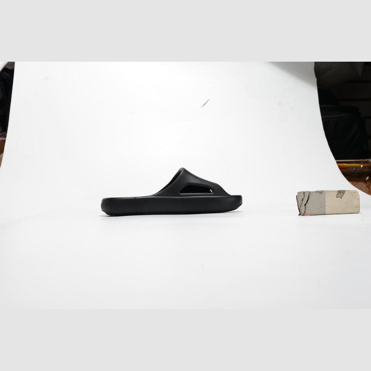 PUMA SHIBUI CAT SLIDE x NOIR