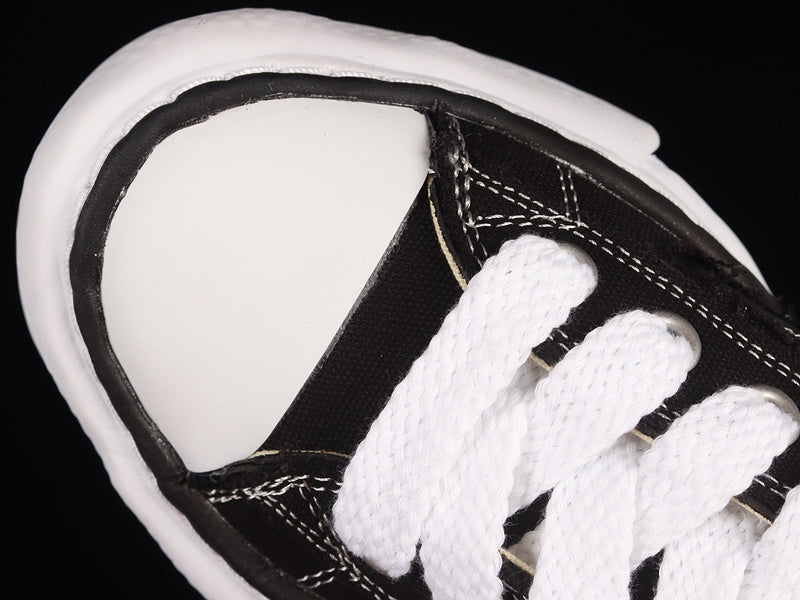 MAISON MIHARA YASUHIRO PETERSON OG SEMELLE TOILE BASSE NOIR 