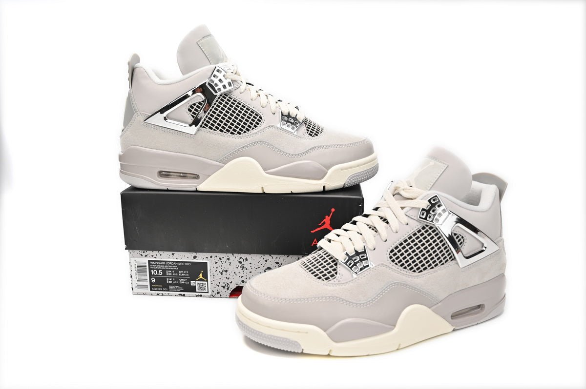 Air Jordan 4 WMNS « Frozen Moments »