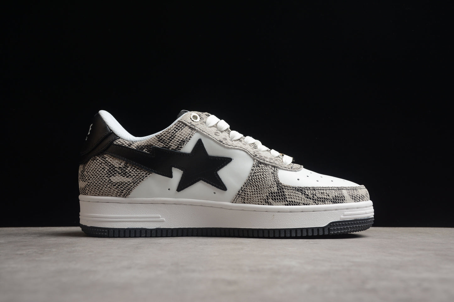 Baskets basses BAPE STA à motif peau de serpent