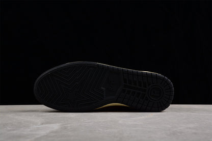 Baskets basses BAPE STA rouges, blanches et noires