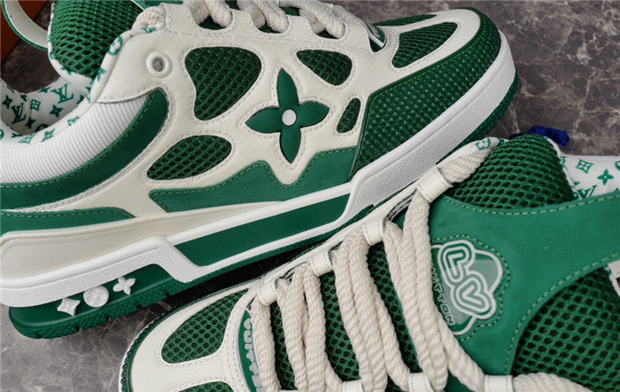 Baskets Louis Vuitton LV Skate vertes et blanches