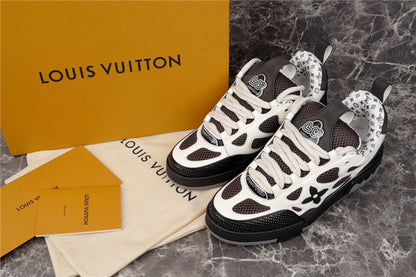 Baskets Louis Vuitton LV Skate blanches et noires