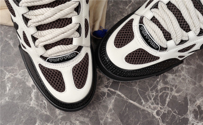 Baskets Louis Vuitton LV Skate blanches et noires