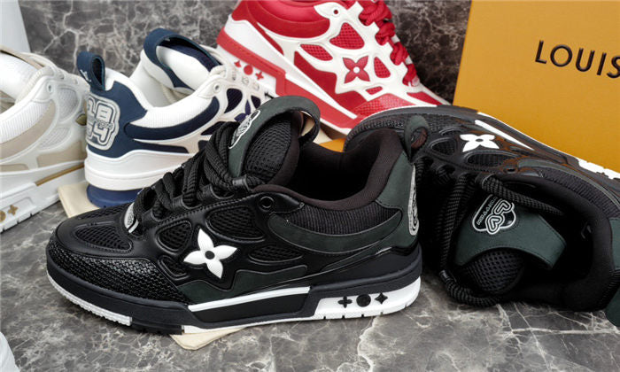 Baskets Louis Vuitton LV Skate noires et blanches