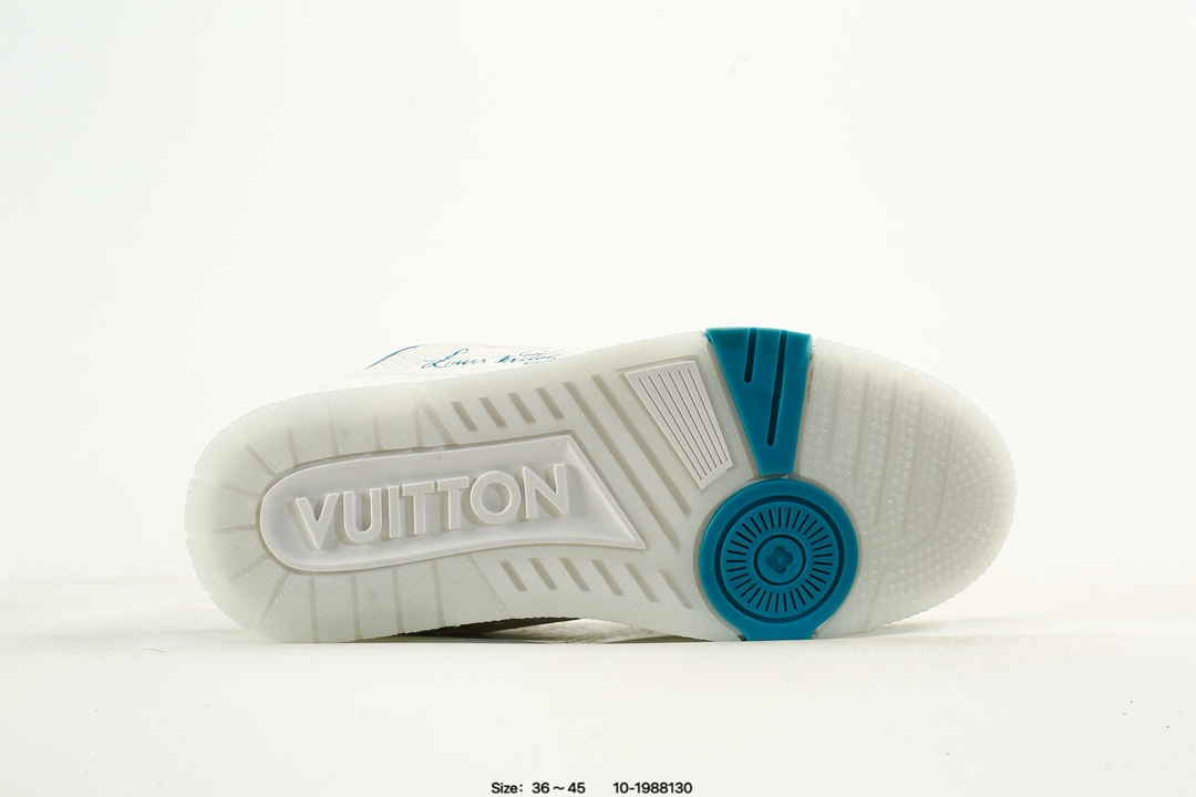 Baskets basses Louis Vuitton Trainer : l’incarnation du savoir-faire luxueux et moderne (Copie)