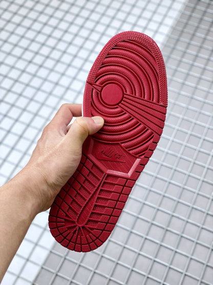 JORDAN 1 LOW x GYM ROUGE BLANC 