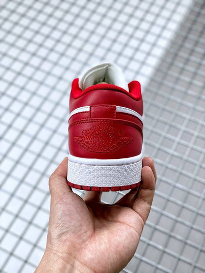 JORDAN 1 LOW x GYM ROUGE BLANC 