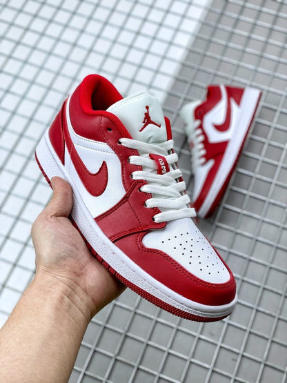 JORDAN 1 LOW x GYM ROUGE BLANC 