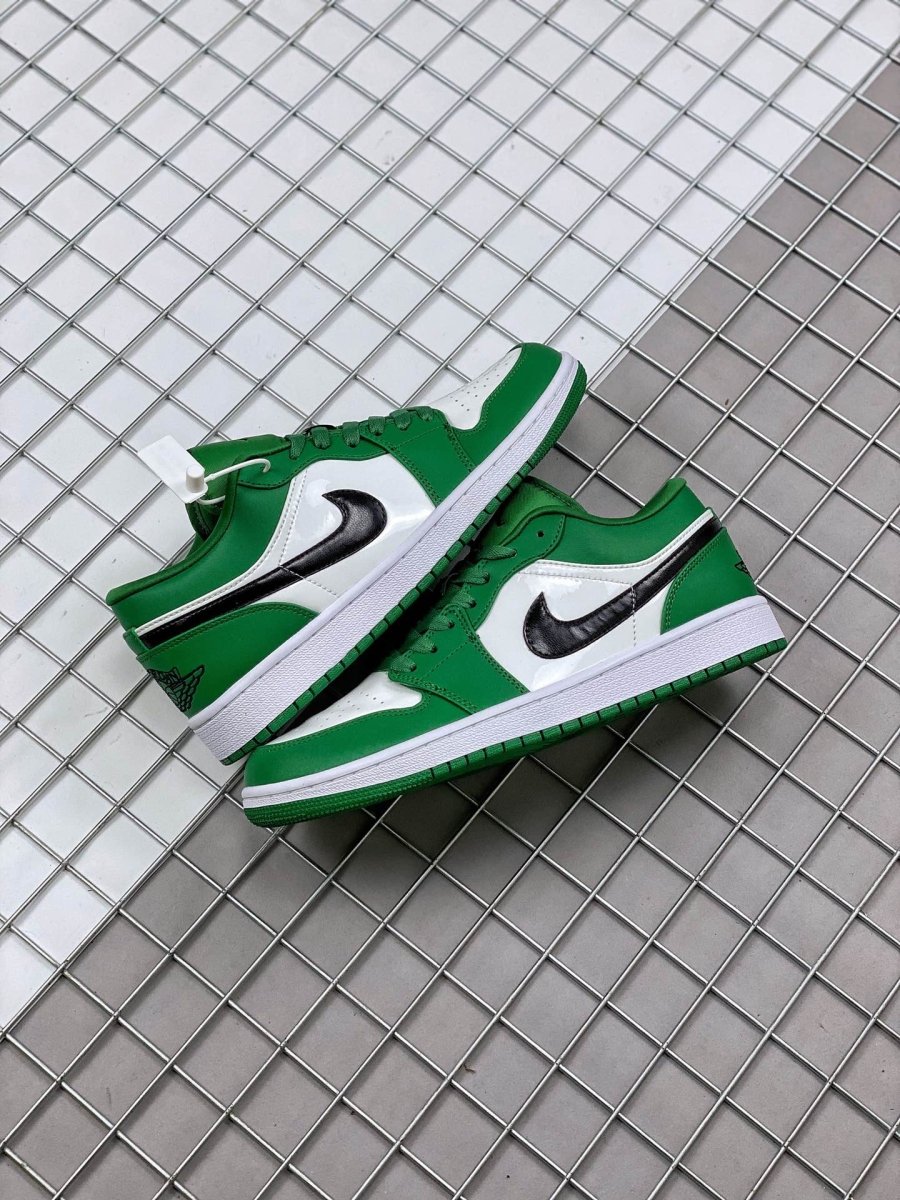 JORDAN 1 LOW x VERT PIN 