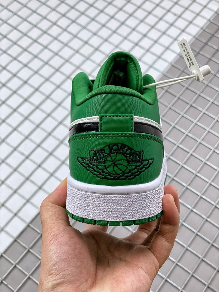 JORDAN 1 LOW x VERT PIN 