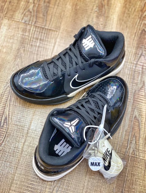 NIKE KOBE 4 x UNDEFEATED BLACK MAMBA 