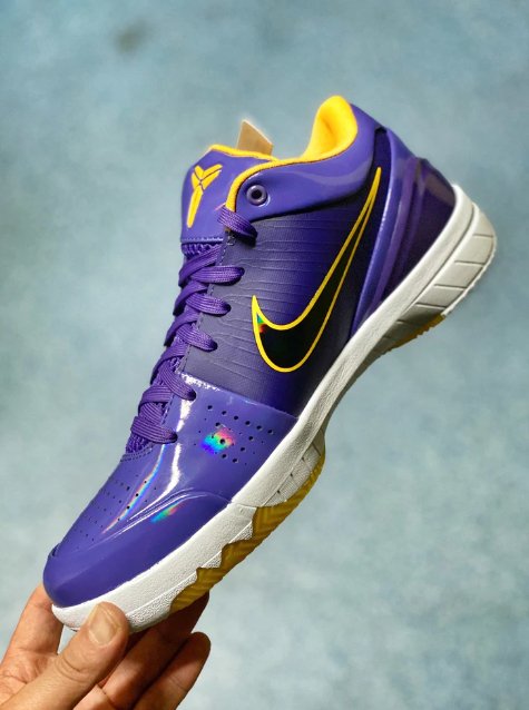 NIKE KOBE 4 x LOS ANGELES LAKERS INVINCIBLES