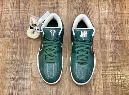 NIKE KOBE 4 x MILWAUKEE BUCKS INVINCIBLES 