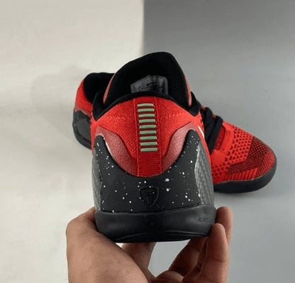 NIKE KOBE 9 x ROUGE UNIVERSITÉ 