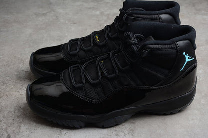 AIR JORDAN 11 RETRO NOIR/BLEU GAMMA-MAÏS UNIVERSITAIRE