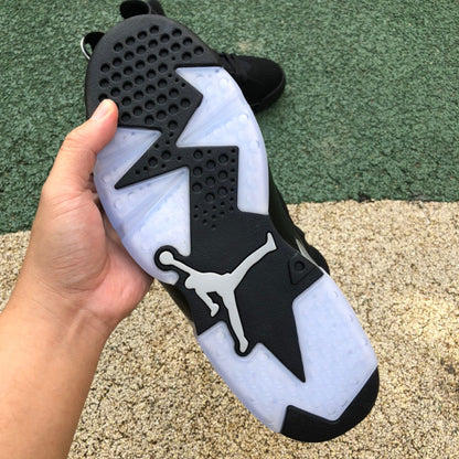 Jordan 6 « Black Chrome » 