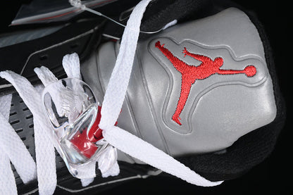 JORDAN RETRO 5 x NOIR MÉTALLISÉ