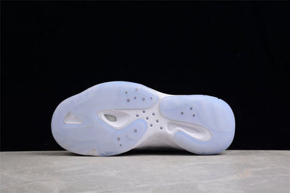 AIR JORDAN 11 CMFT LOW BLANC/NOIR/VERT FANTÔME/ARGENT MÉTALLISÉ