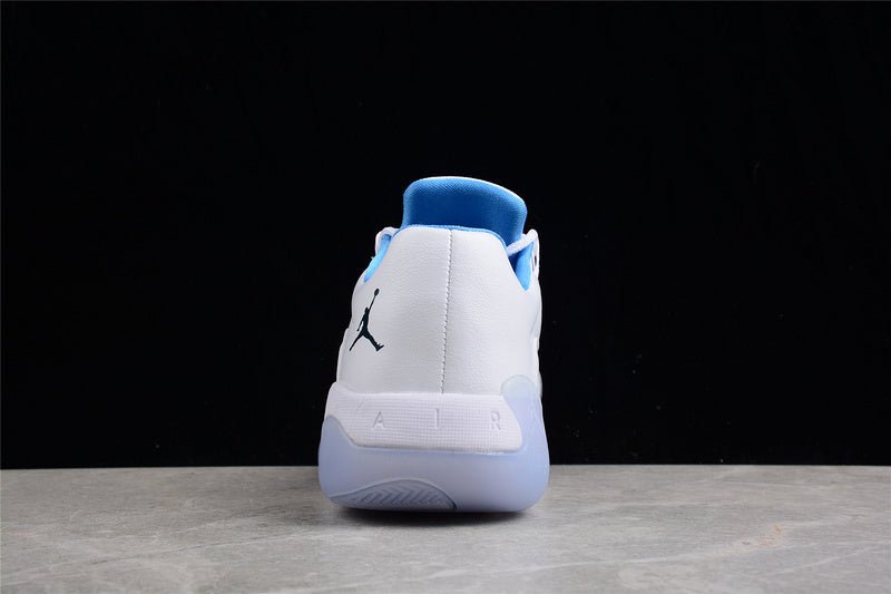 AIR JORDAN 11 CMFT LOW BLANC/BLANC/MARINE ARME