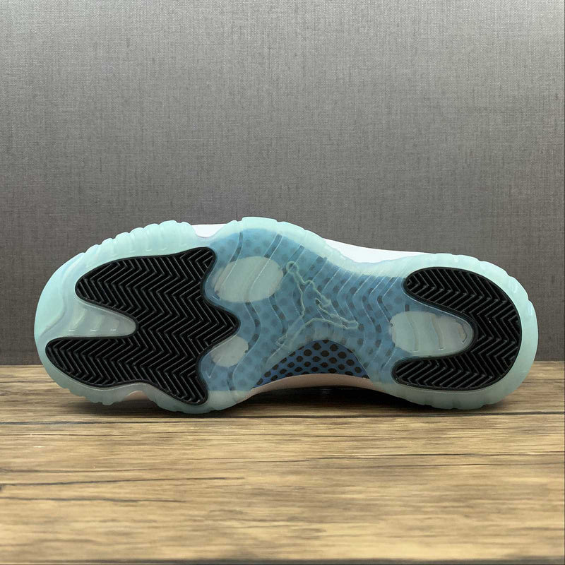 AIR JORDAN 11 RETRO 2014 BLANC/BLANC/BLEU LÉGENDE