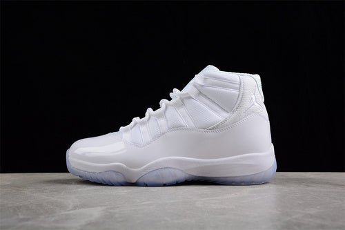 AIR JORDAN 11 RETRO 25E ANNIVERSAIRE BLANC/GRIS
