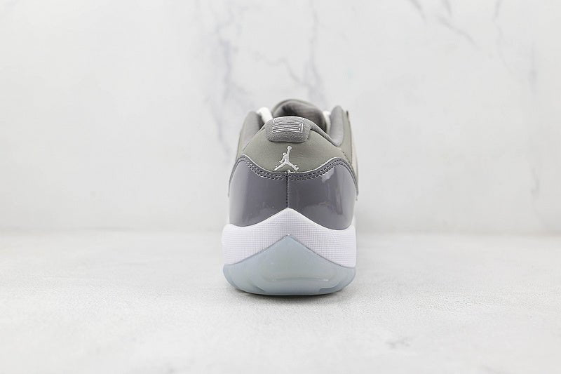 AIR JORDAN 11 RETRO LOW BG GRIS MOYEN/BLANC-GUNSMOKE