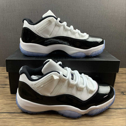 AIR JORDAN 11 RETRO LOW CONCORD BLANC/NOIR
