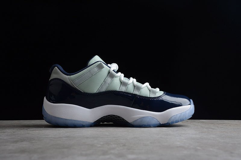 AIR JORDAN 11 RETRO LOW GEORGETOWN GREY MIST/BLANC-MARINE MINUIT