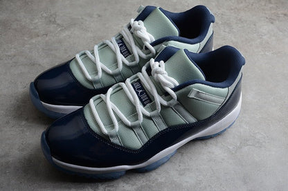 AIR JORDAN 11 RETRO LOW GEORGETOWN GREY MIST/BLANC-MARINE MINUIT