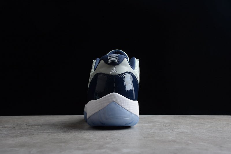 AIR JORDAN 11 RETRO LOW GEORGETOWN GREY MIST/BLANC-MARINE MINUIT